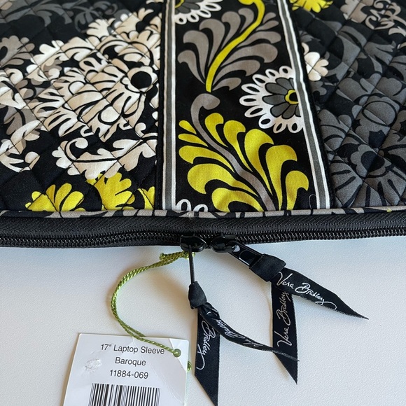 Vera Bradley 17” Laptop Sleeve Baroque Black and Yellow Quilted Women's Bag NWT - Picture 3 of 7